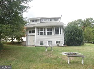 27321 N Sandgates Rd, Mechanicsville, MD 20659