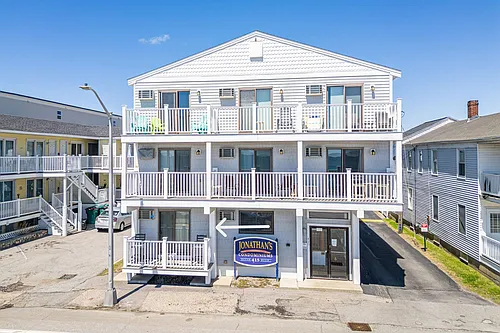 415 Ocean Blvd Photo 1