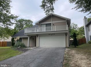 9129 Tulip Dr, Gaithersburg, MD 20877