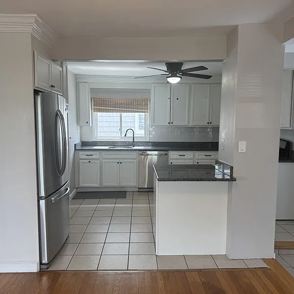 639 Quincy Shore Dr — Photo 7