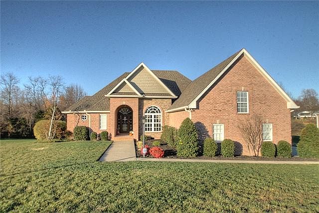 1st image of 1013 Briarwood Dr