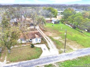 13680 Rife Ln, Von Ormy, TX 78073