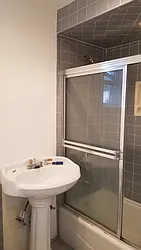 Rented by BUZZ REALTY