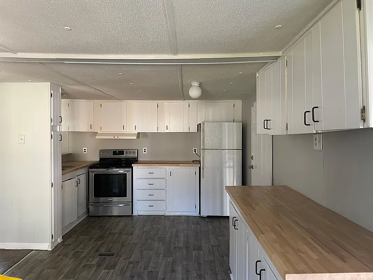60 Circle Dr — Photo 7
