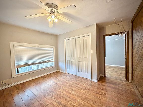 3rd image of 1516 N Gulf St