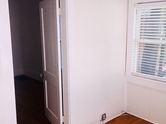 3rd image of 458 4th Ave S APT 3