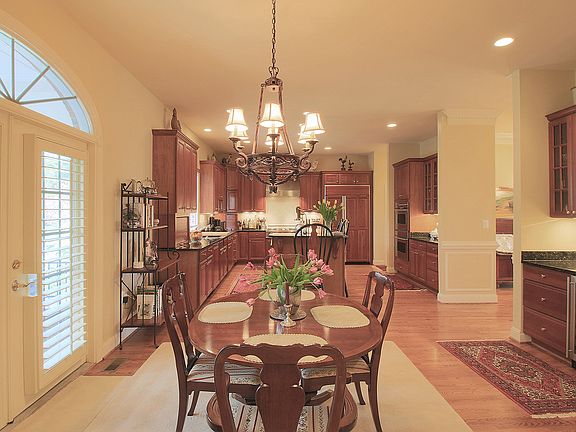 Breakfast room