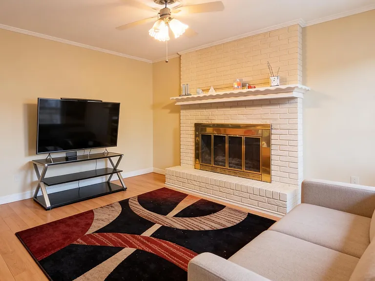 Wild Grove Pl — Photo 3