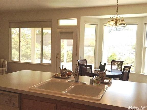 4th image of 3975 Coldwater Dr