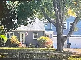 6 Highland Cir, Foxboro, MA 02035