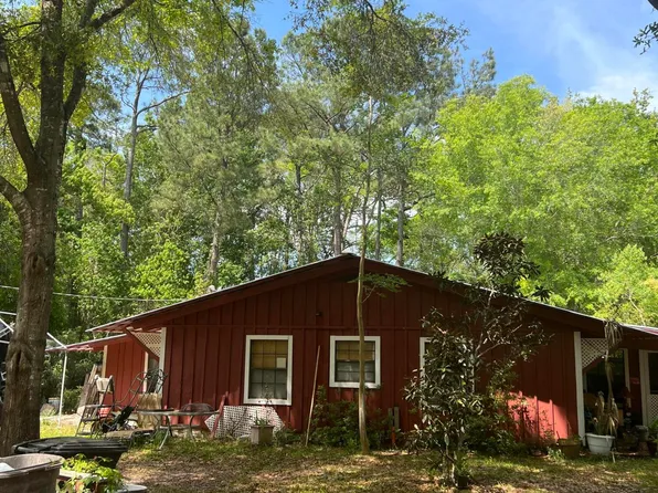 16 Trout Cir, Freeport, FL 32439