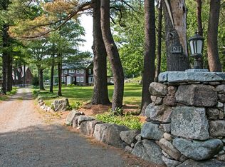 494 Essex St, South Hamilton, MA 01982