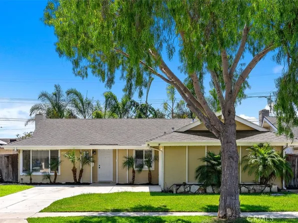 5602 Castle Dr, Huntington Beach, CA 92649