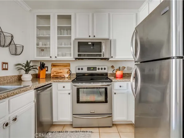 1010 La Terraza Cir Unit 206, Corona, CA 92879