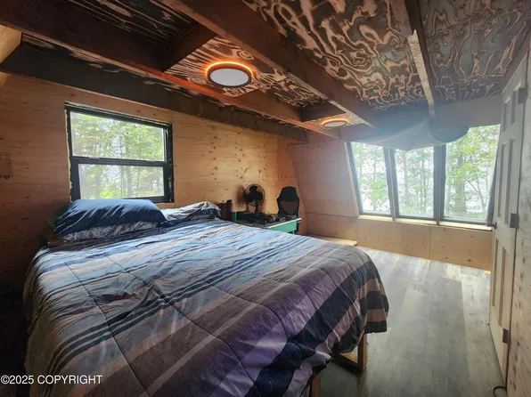 67626 Killer Whale Ct, Kenai, AK 99611