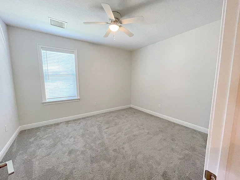 2502 W Fig St #2 — Photo 16