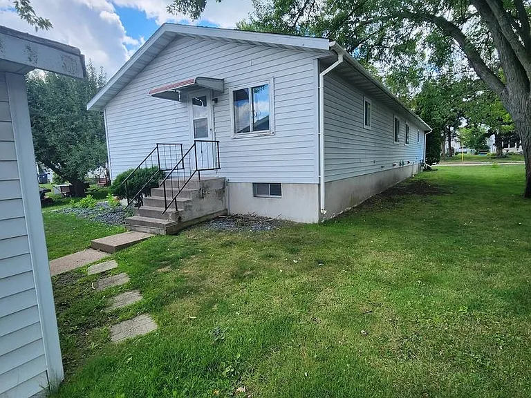 307 S Vine Ave — Photo 41
