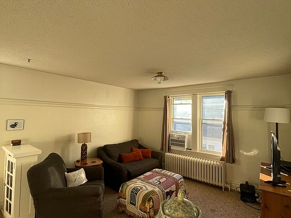 4th image of 1221 E 5th St APT 2