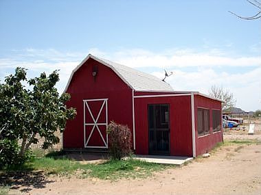 Adjacent guest house