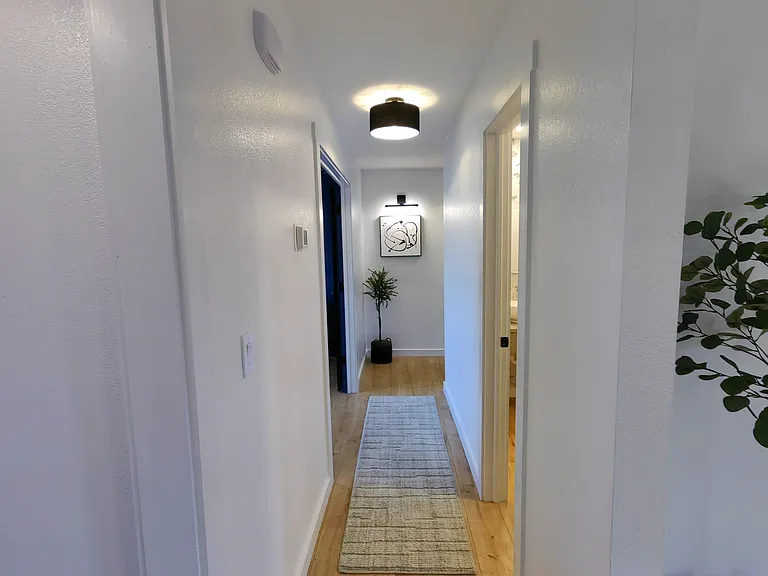 1305 W Southpark St S — Photo 7