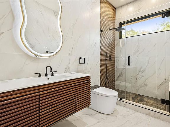 5th image of 1301 Lavista Rd NE