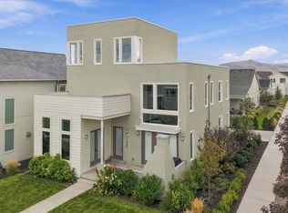 11553 S Pebble Pond Rd W, South Jordan, UT 84009