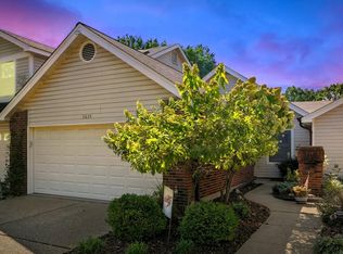 5634 Duchesne Parque Dr, Saint Louis, MO 63128