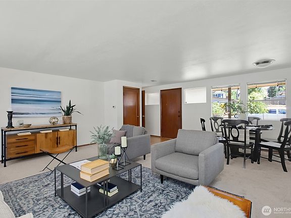 5th image of 236 Farallone Avenue
