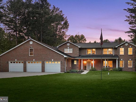 4th image of 3045 Holland Cliffs Rd