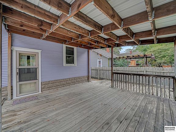 5th image of 3080 Vine St