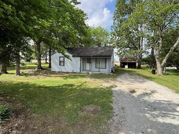 205 W Hicks St, Cardwell, MO 63829