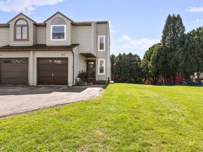 211 Quincy Pl, Liverpool, NY, 13088