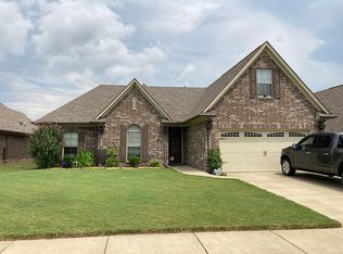 2612 Russum Dr, Southaven, MS 38672