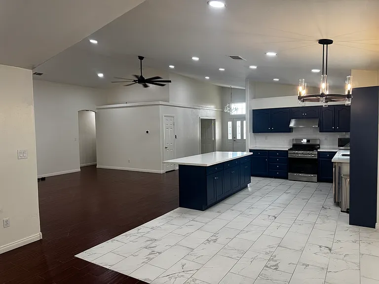 11009 New Forest Dr — Photo 8