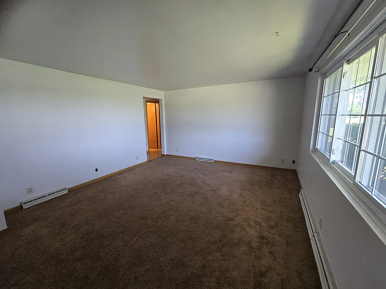 6164 Pilot Knob Ave NE — Photo 6