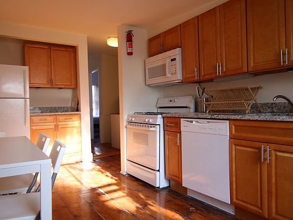 2nd image of 120 E 10th St #4F