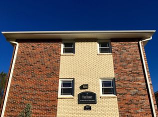 1017 S 31st St #2-B825, Omaha, NE 68105