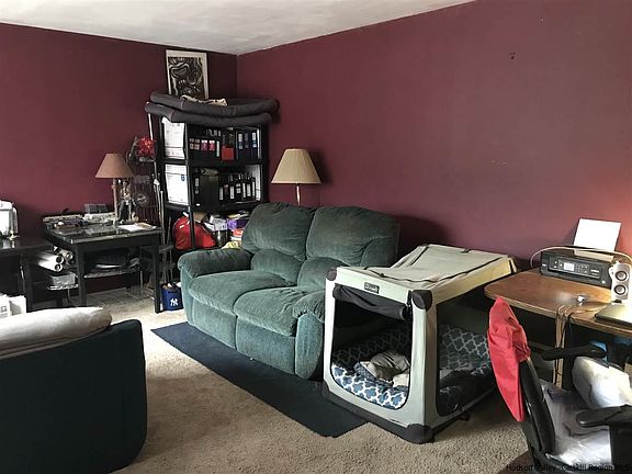 3rd image of 268/273 Forest Glen Ext
