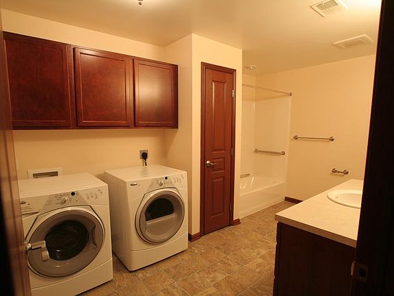 HE Front Loading Washer & Dryer