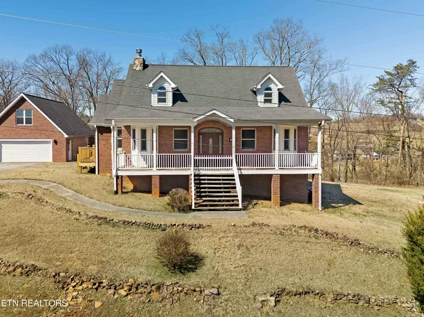 1998 Tranquility Ln, Sevierville, TN 37876