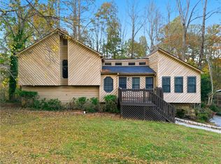 525 Magnolia Dr, Woodstock, GA 30188