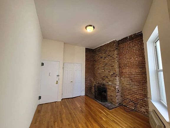2nd image of 338 E 22nd St #4X