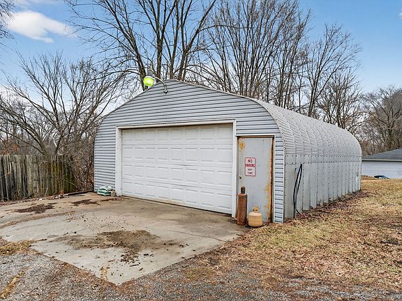 5th image of 136 W 18th St