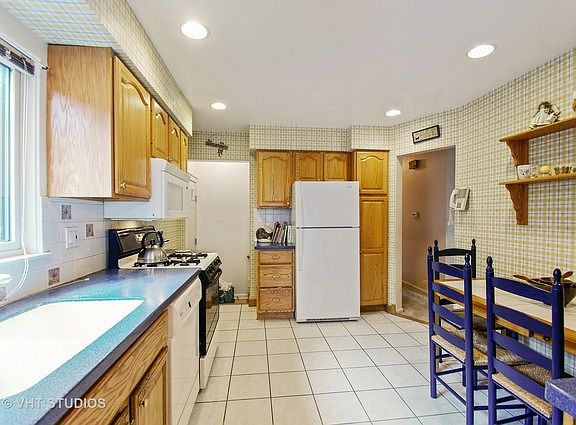 5th image of 5140 N Monticello Ave