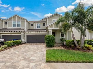 613 Ozona Village Dr, Palm Harbor, FL 34683