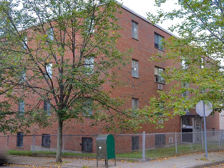 133 Heath St #16 — Photo 12