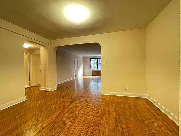 5th image of 69-39 Yellowstone Blvd #1O7