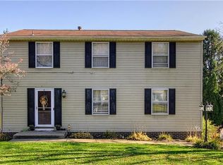 138 Sunview Dr, Beaver Falls, PA