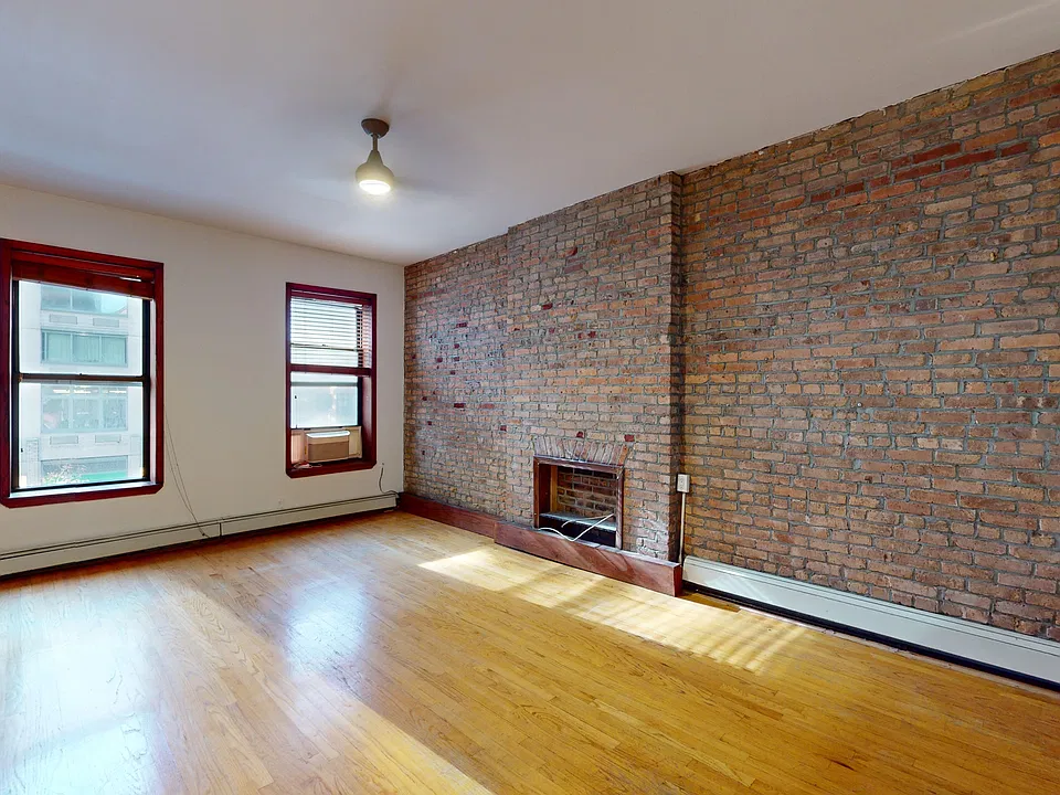 797 6th Ave #3