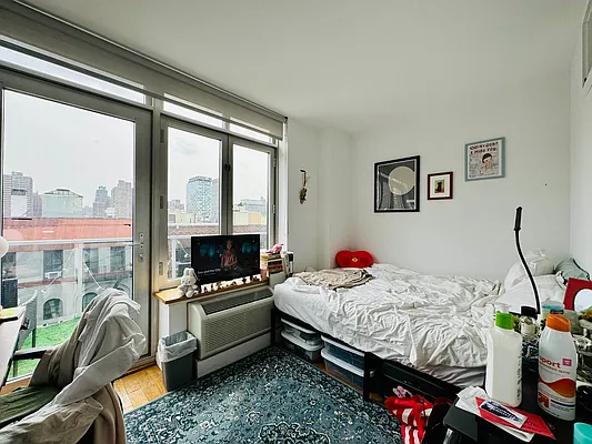 Rented by Metropolitan Property Group | media 23